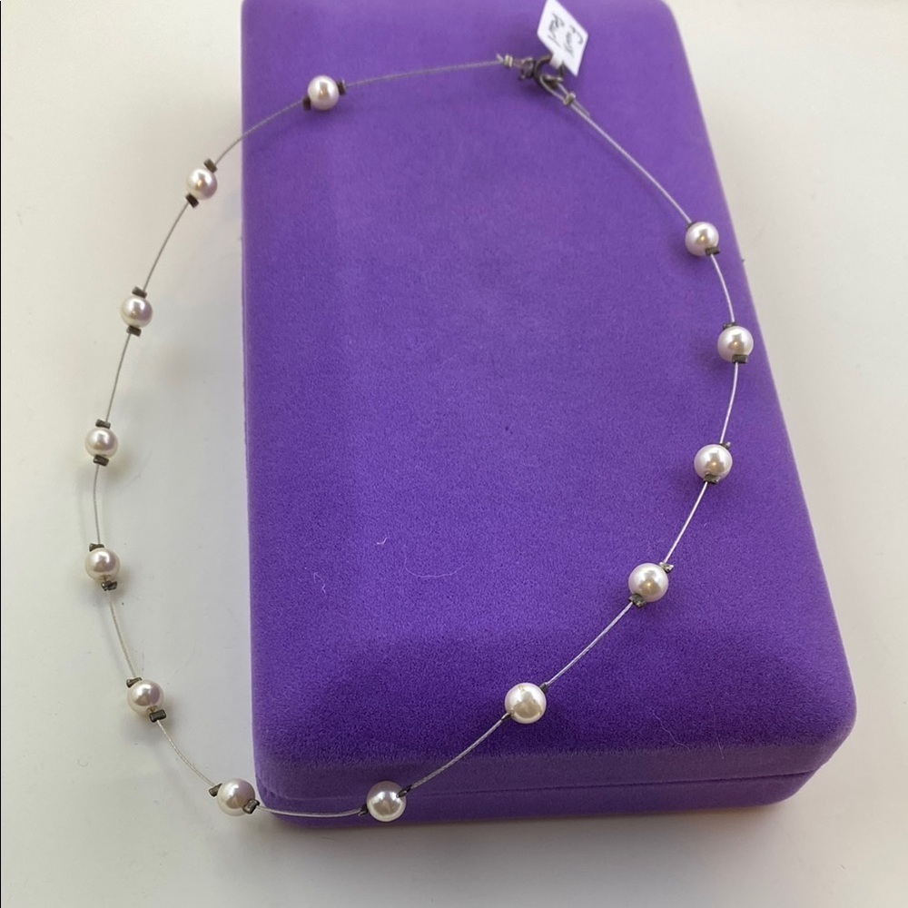 💛 Elegant Faux Pearl Necklace